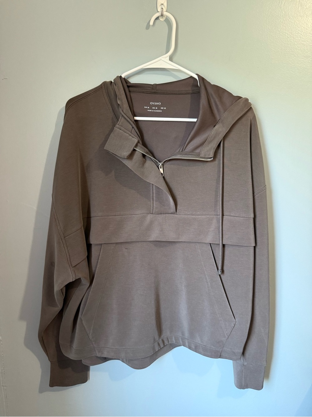 Oysho Grey Pullover Size Medium